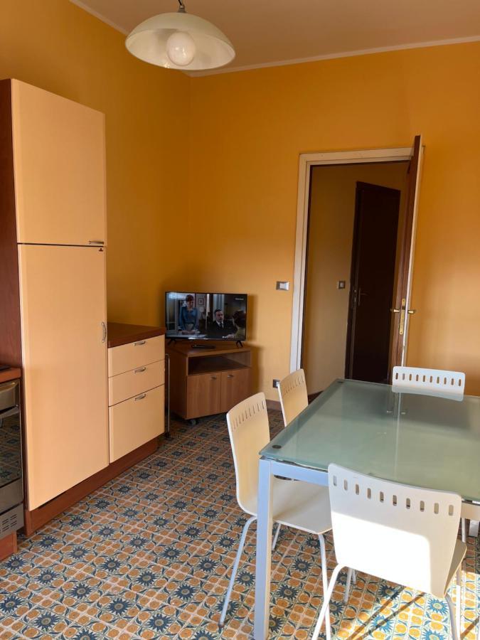 Boutique Affittacamere Attico In Centro Кунео Екстер'єр фото